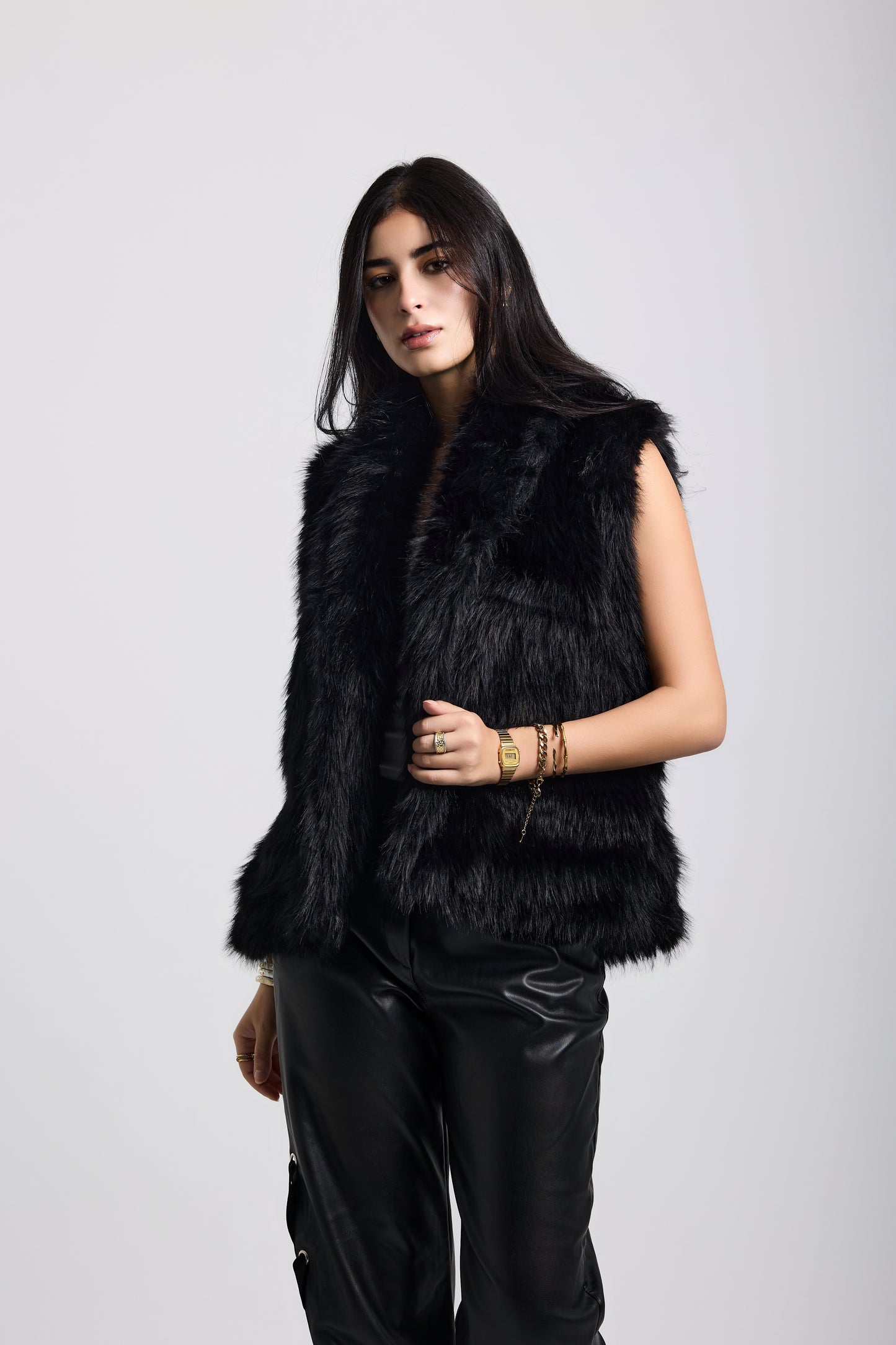 Bold Noir Fur vest